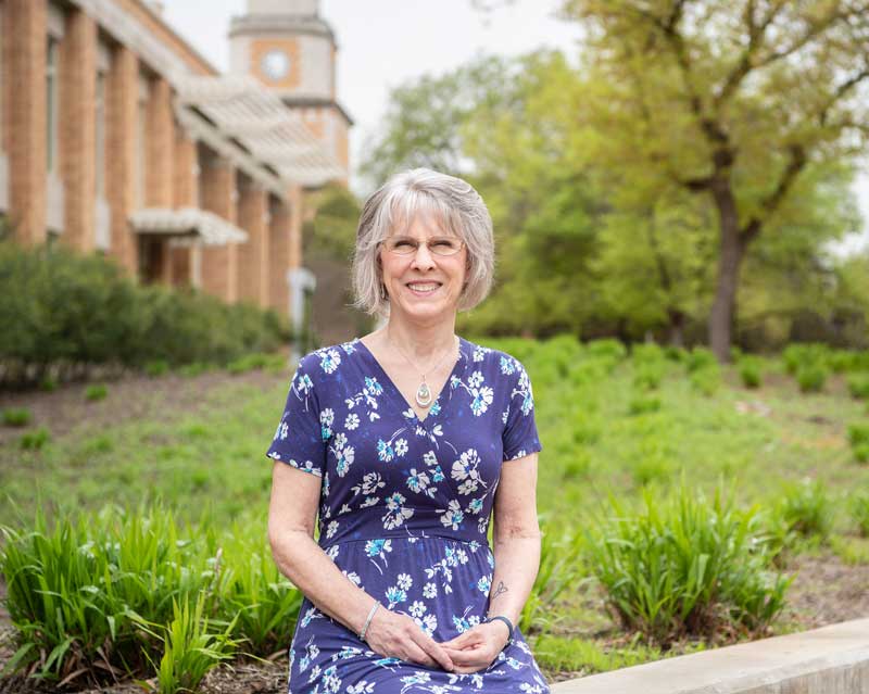 Dr. Jan Holden has a long history of supporting UNT students in need.
