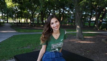 More UNT students like Ivy Knight are prepared for lifelong success, thanks to generous alumni.